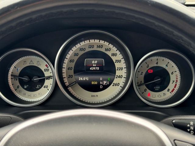 Mercedes-Benz/賓士 E-CLASS  第15張相片