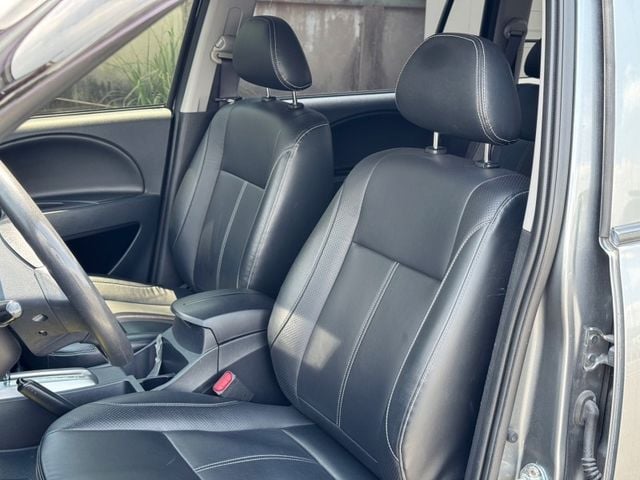 Mitsubishi Zinger  第7張相片