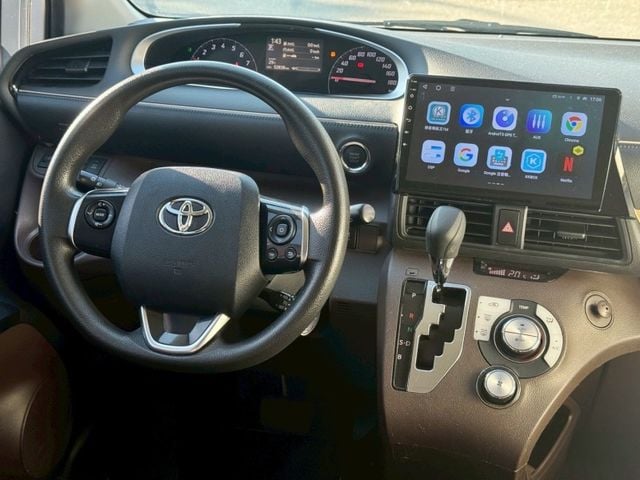 Toyota SIENTA  第10張相片