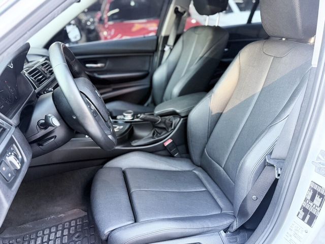 BMW寶馬 318I  第6張相片