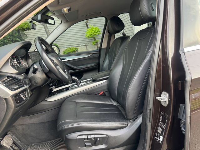 BMW寶馬 X5 XDRIVE25D  第11張相片