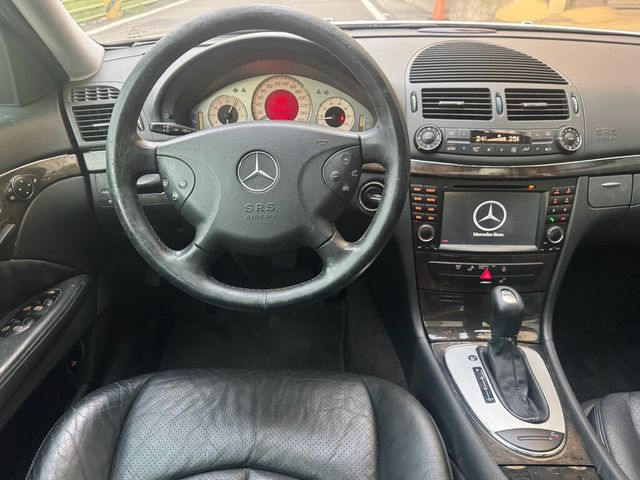 M-BENZ賓士 E320  第3張相片