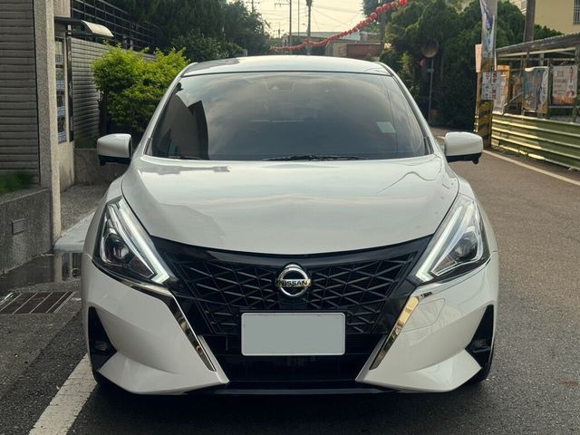 NISSAN日產 TIIDA  第2張相片