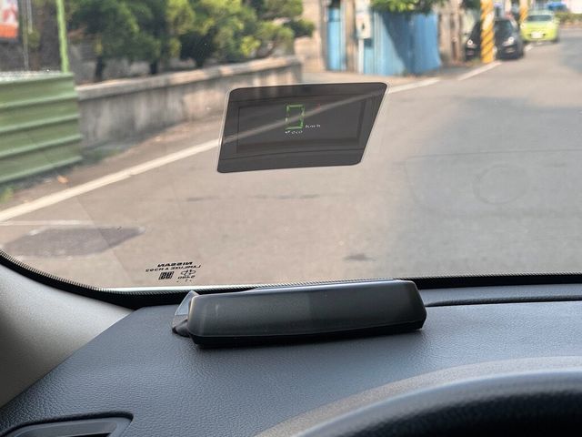 NISSAN日產 TIIDA  第5張相片