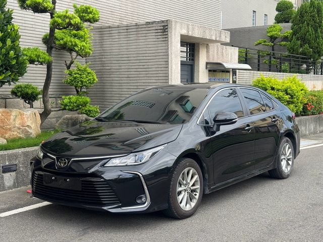 TOYOTA豐田 ALTIS  第1張相片