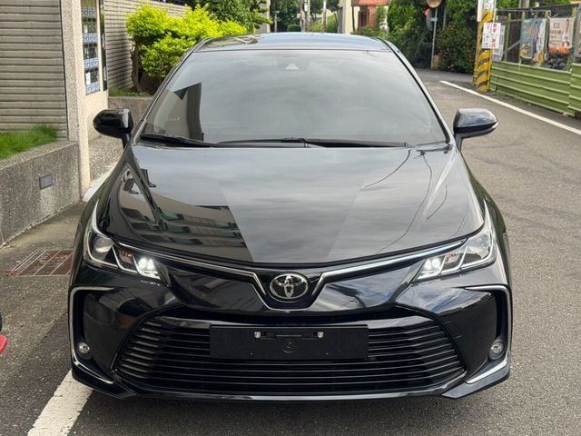 TOYOTA豐田 ALTIS  第2張相片