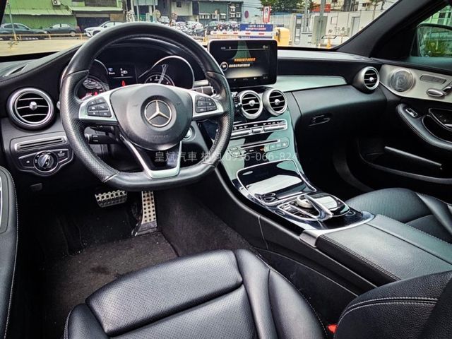 Mercedes-Benz/賓士 C300  第16張相片