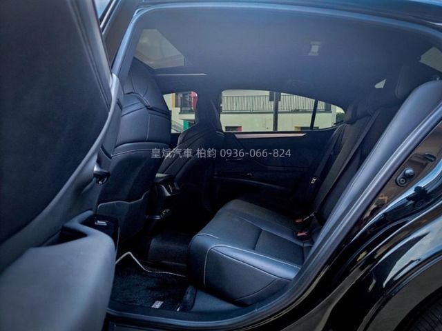 Lexus ES  第10張相片