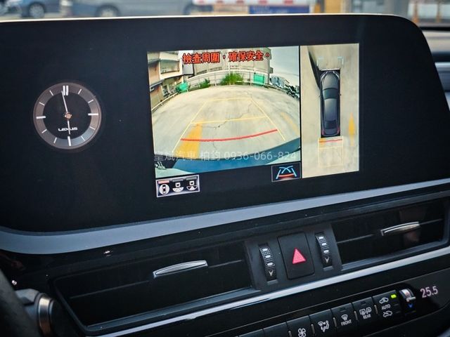 Lexus ES  第18張相片