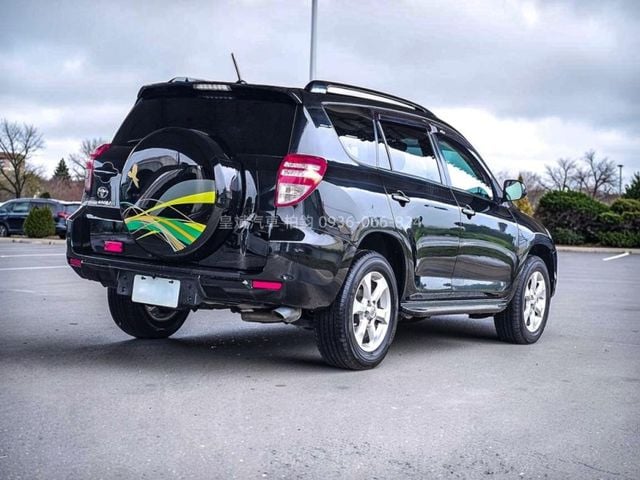 Toyota RAV4  第7張相片