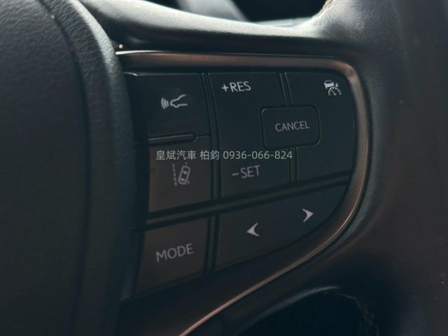 Lexus UX  第11張相片