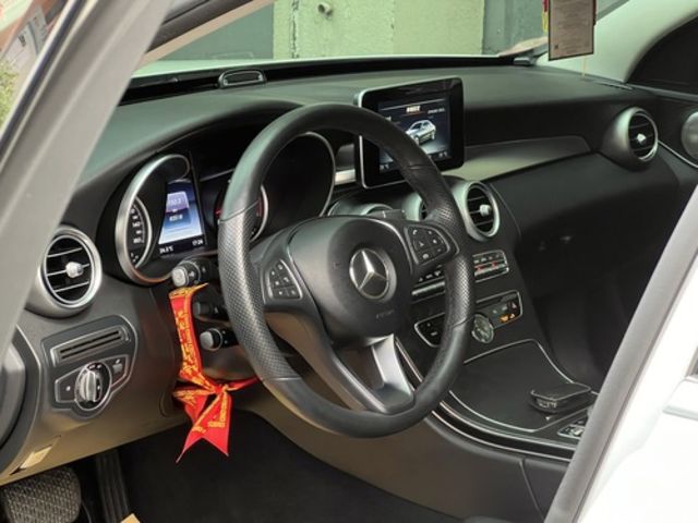 M-Benz 賓士 C300  第6張相片