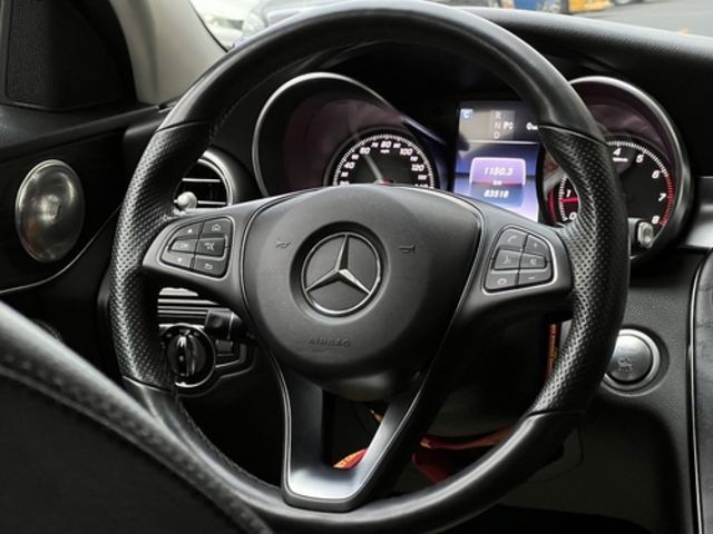 M-Benz 賓士 C300  第8張相片