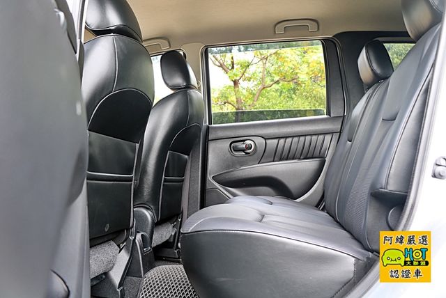 NISSAN日產 LIVINA  第4張相片