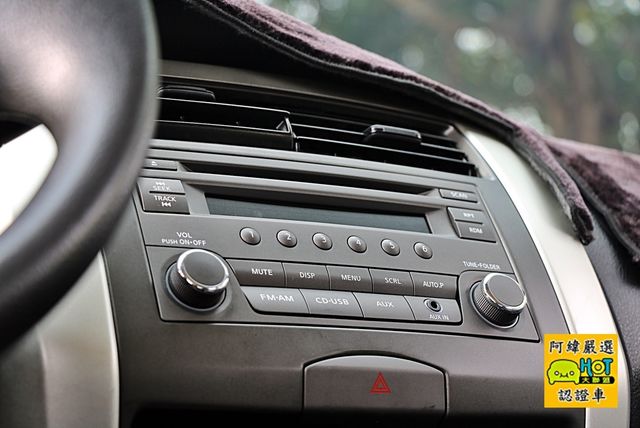 NISSAN日產 LIVINA  第7張相片