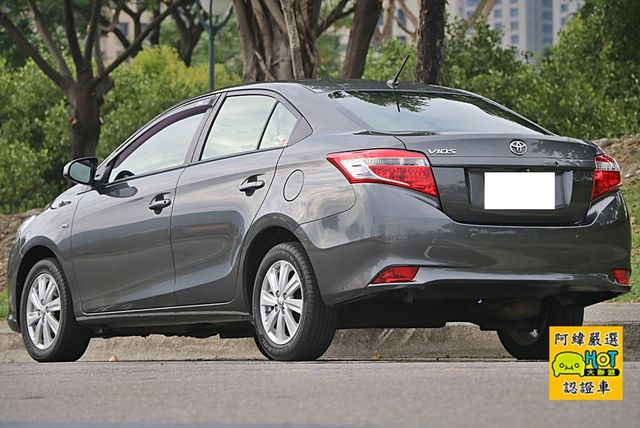 TOYOTA豐田 VIOS  第2張相片
