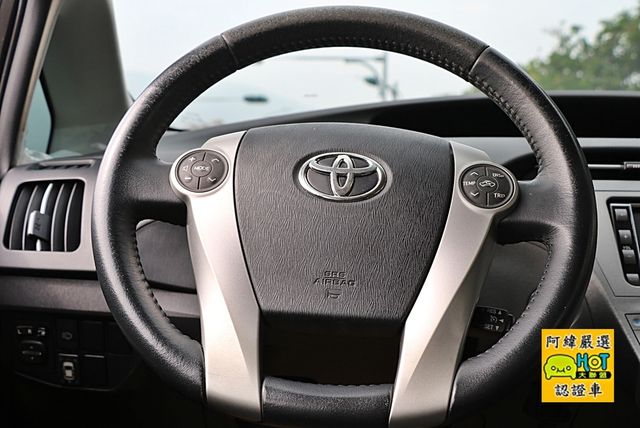 TOYOTA豐田 PRIUS  第6張相片