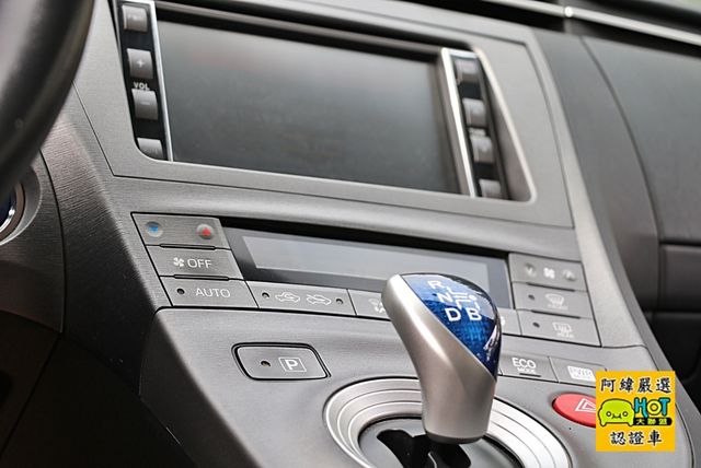 TOYOTA豐田 PRIUS  第7張相片