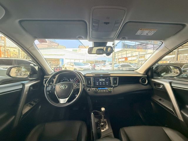 TOYOTA豐田 RAV4  第5張相片