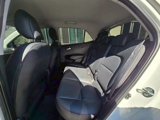 KIA起亞 PICANTO  第6張相片