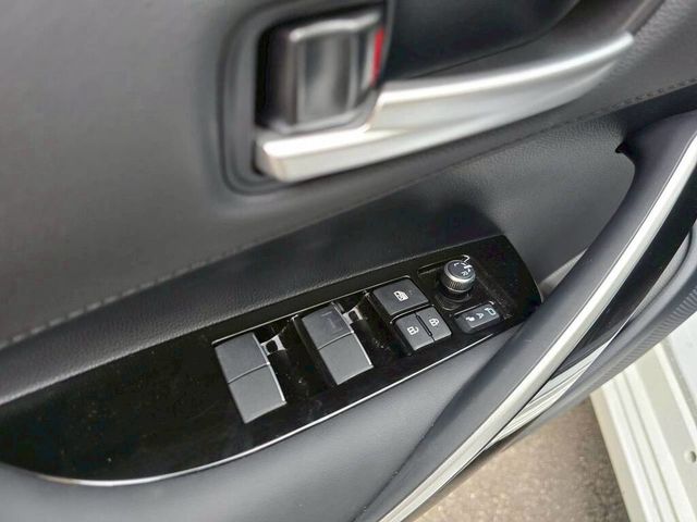 TOYOTA豐田 COROLLA ALTIS HYBRID  第16張相片