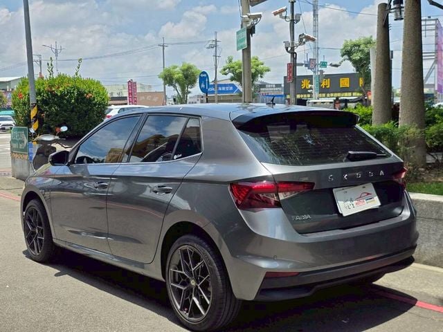 SKODA司科達 FABIA  第3張相片