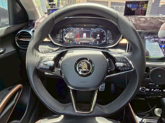 SKODA司科達 FABIA  第7張相片