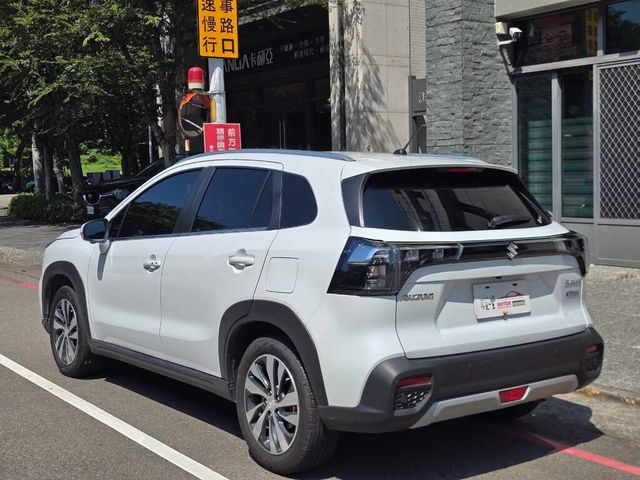 SUZUKI鈴木 SX4  第3張相片