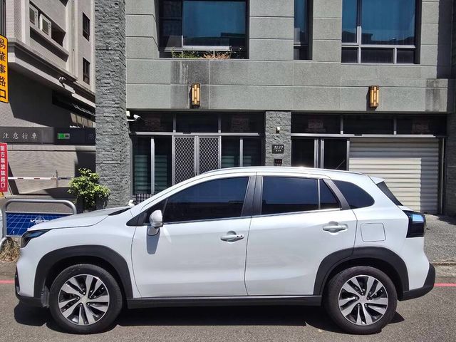 SUZUKI鈴木 SX4  第5張相片