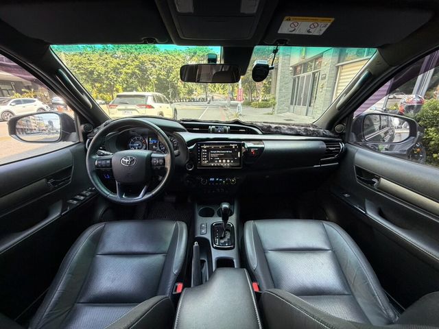 TOYOTA豐田 HILUX  第5張相片