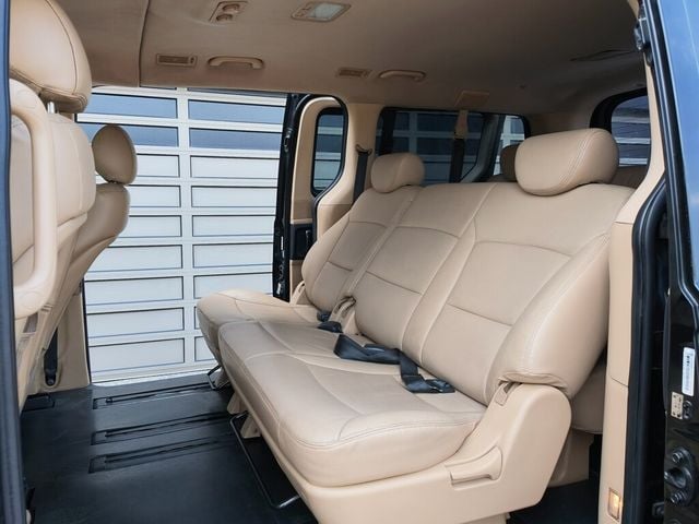 HYUNDAI現代 STAREX  第7張相片