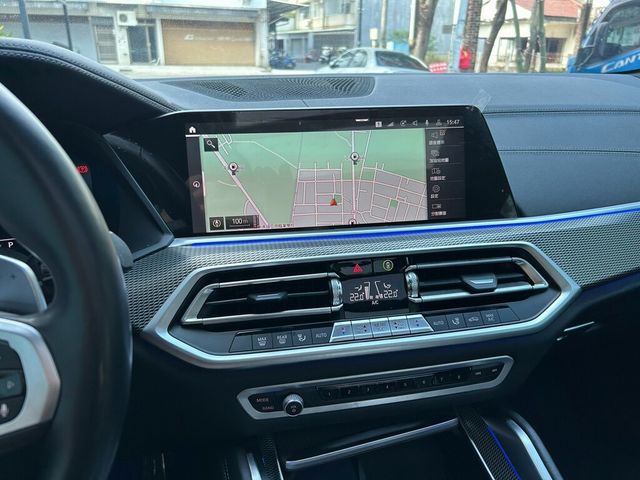 BMW寶馬 X6  第12張相片