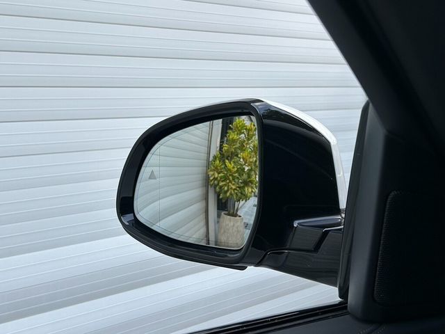 BMW寶馬 X6  第15張相片
