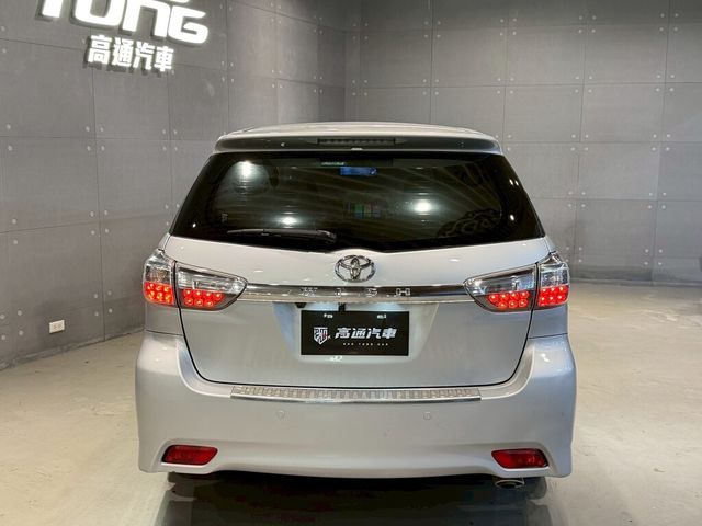 TOYOTA豐田 WISH  第3張相片