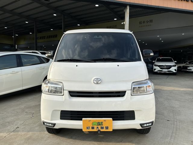 TOYOTA豐田 TOWN ACE  第2張相片