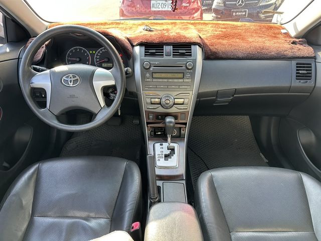 TOYOTA豐田 ALTIS  第3張相片