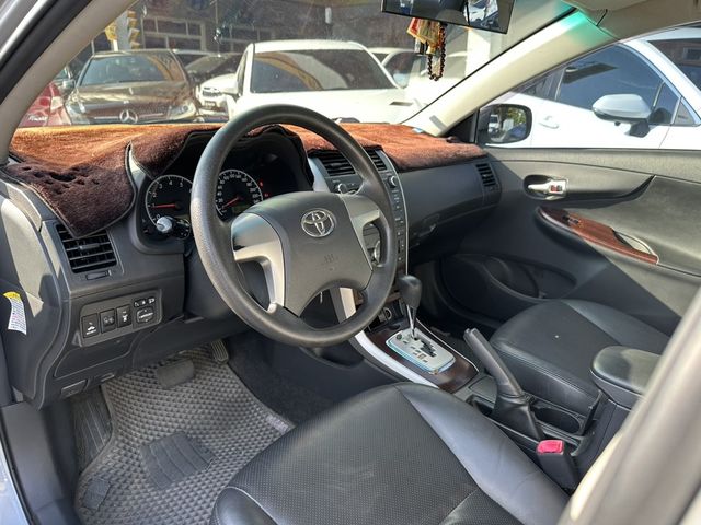 TOYOTA豐田 ALTIS  第7張相片