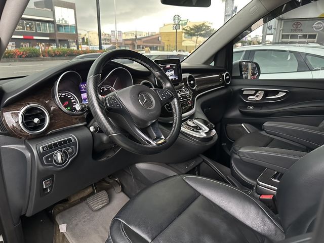 M-BENZ賓士 V250 D  第6張相片