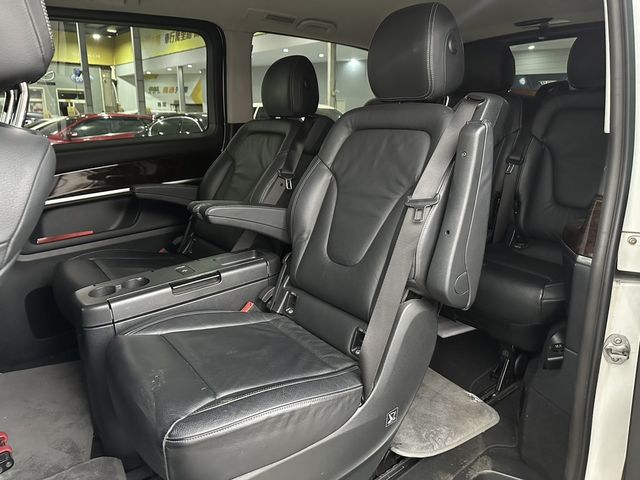 M-BENZ賓士 V250 D  第8張相片
