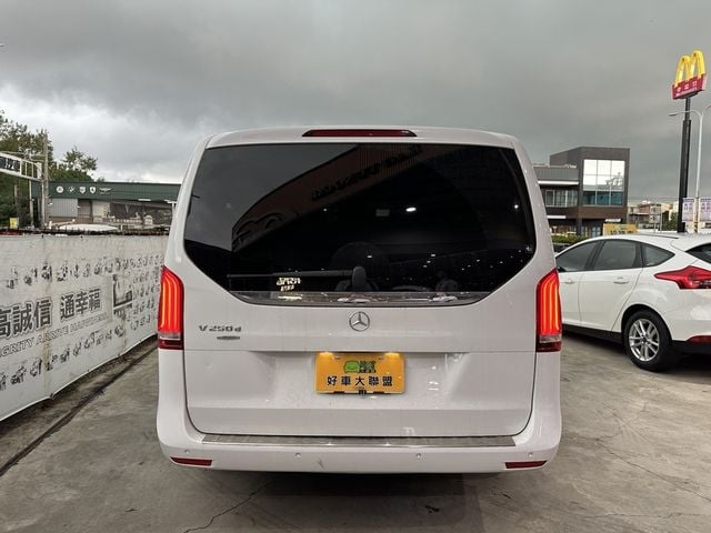 M-BENZ賓士 V250 D  第10張相片