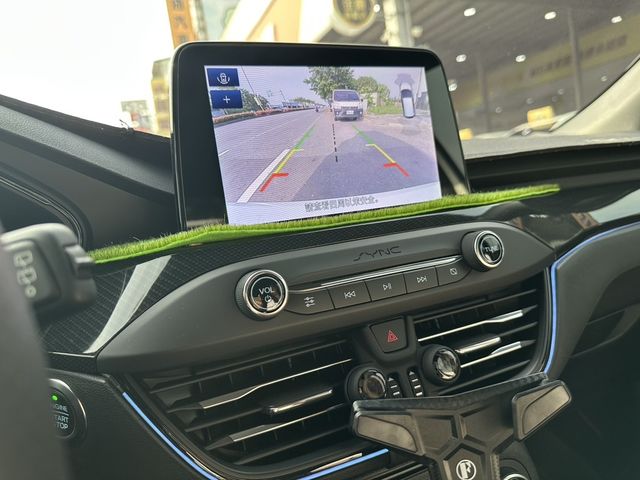 FORD福特 FOCUS ST  第6張相片