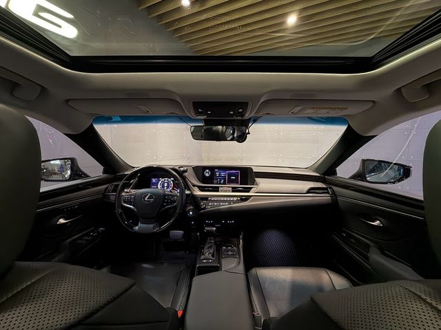LEXUS凌志 ES250  第6張相片