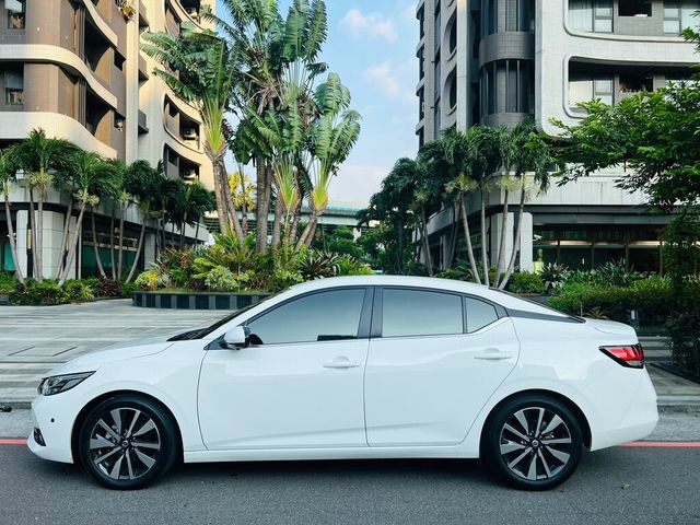 NISSAN日產 SENTRA  第3張相片