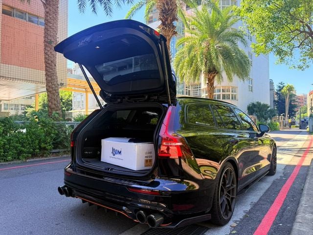 VOLVO富豪 V60  第4張相片
