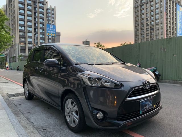 TOYOTA豐田 SIENTA  第2張相片