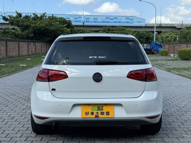 VOLKSWAGEN福斯 GOLF  第4張相片