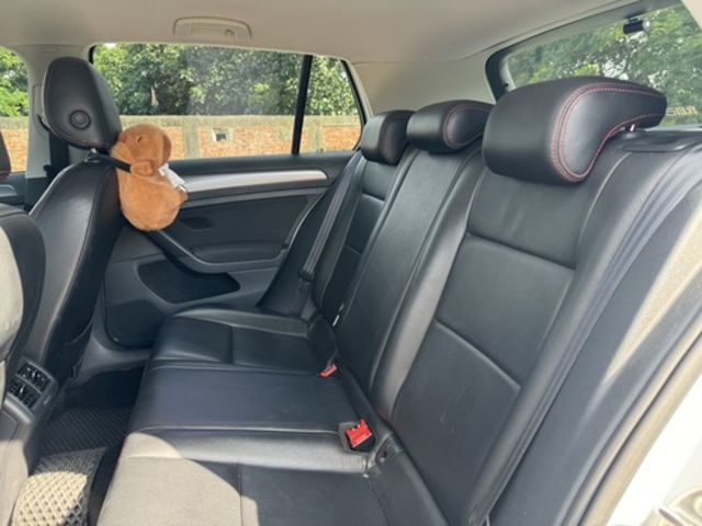 VOLKSWAGEN福斯 GOLF  第8張相片