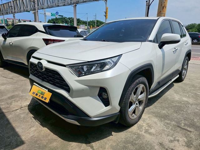 TOYOTA豐田 RAV4  第1張相片