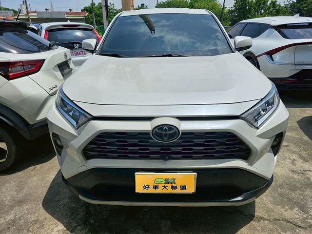 TOYOTA豐田 RAV4  第3張相片
