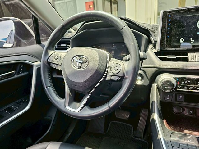 TOYOTA豐田 RAV4  第6張相片